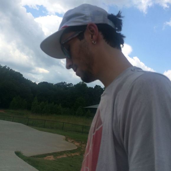 Meet your Posher, Tarick - Picture 1 of 1